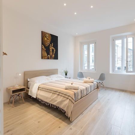 Ferienwohnung Mudiva -Train Station Modern 1 Bdr Flat 1St Floor Florenz Exterior foto